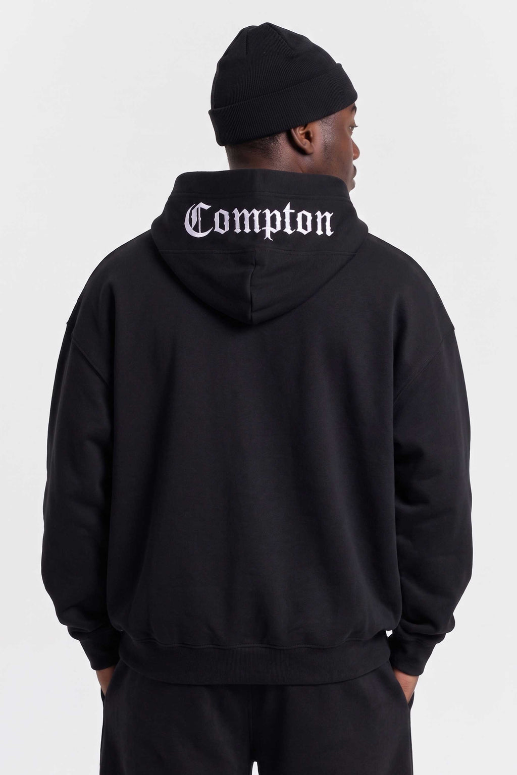 Moletom Compton Canguru Classico Bordado Capuz Preto