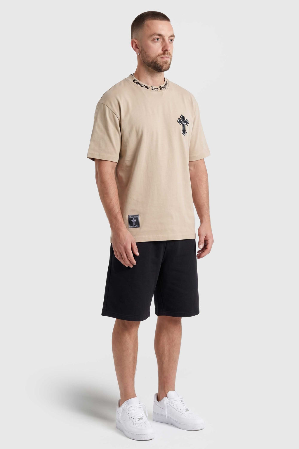 Camiseta Compton Oversized Gang Cross Bege