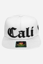 Boné Compton Aba Reta Snapback Cali Branco