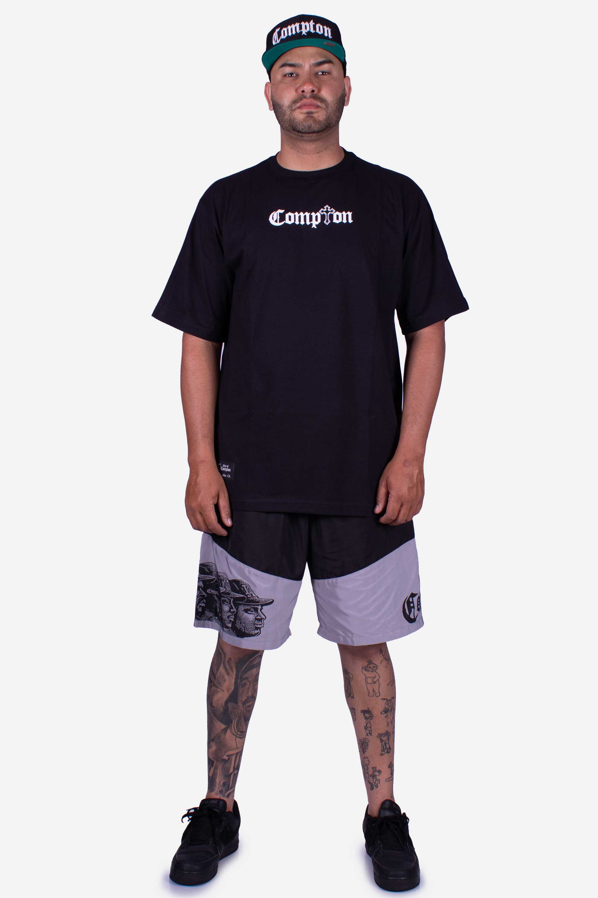 Camiseta Compton Oversized Tupac Preta