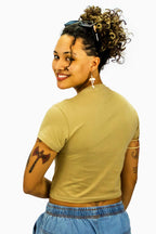 Cropped Compton Relevo 3D Caqui