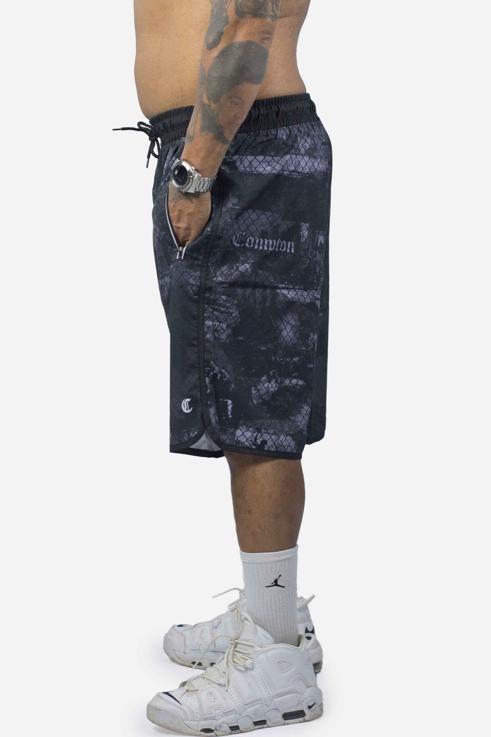 Bermuda Compton Full Print Tactel Preta