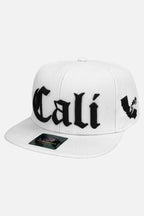 Boné Compton Aba Reta Snapback Cali Branco