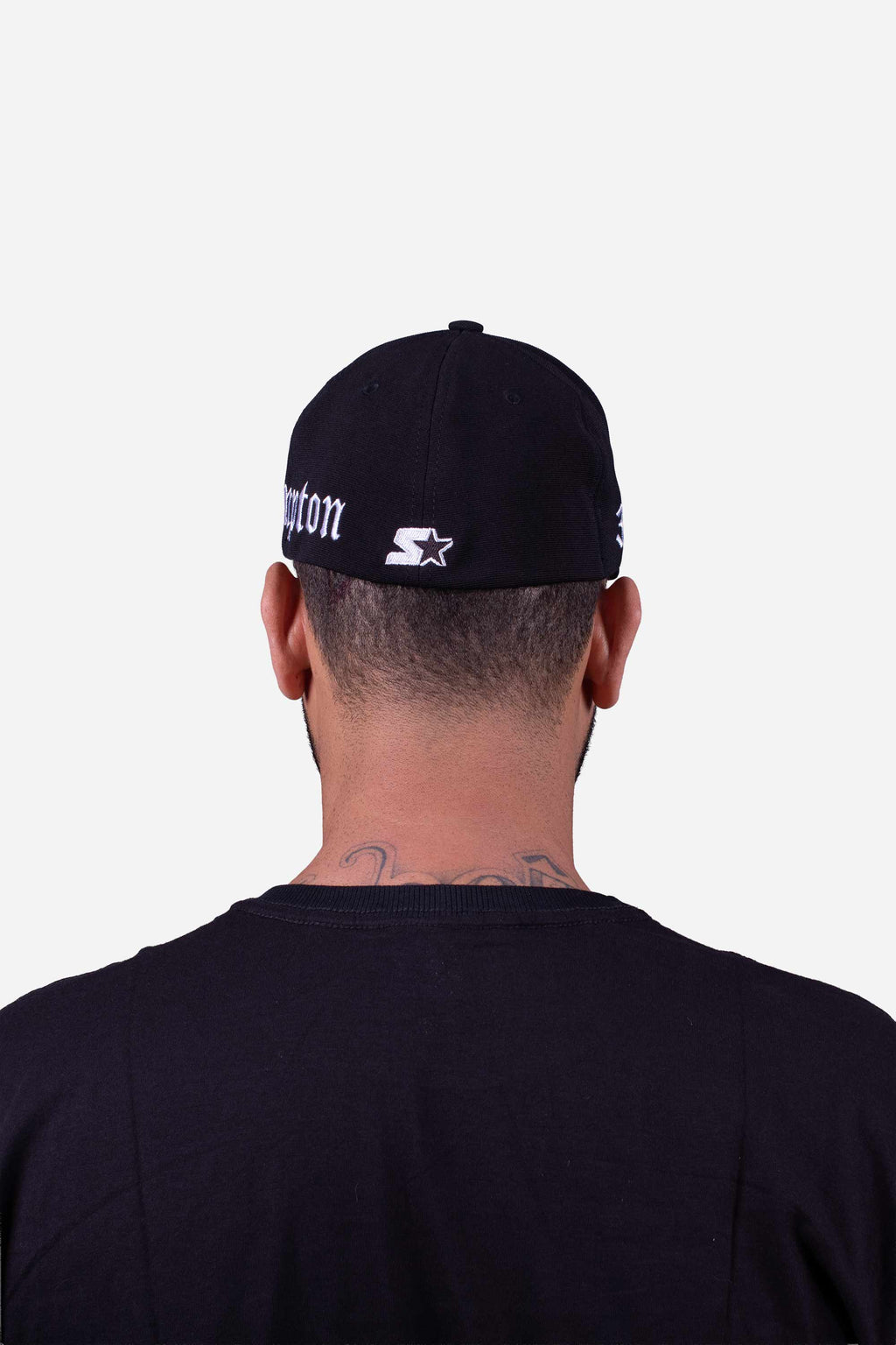 Boné Aba Curva Collab Starter X Compton Logo Fechado FlexFit Preto