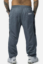 Calça Compton Tactel Faixa Galão Cinza