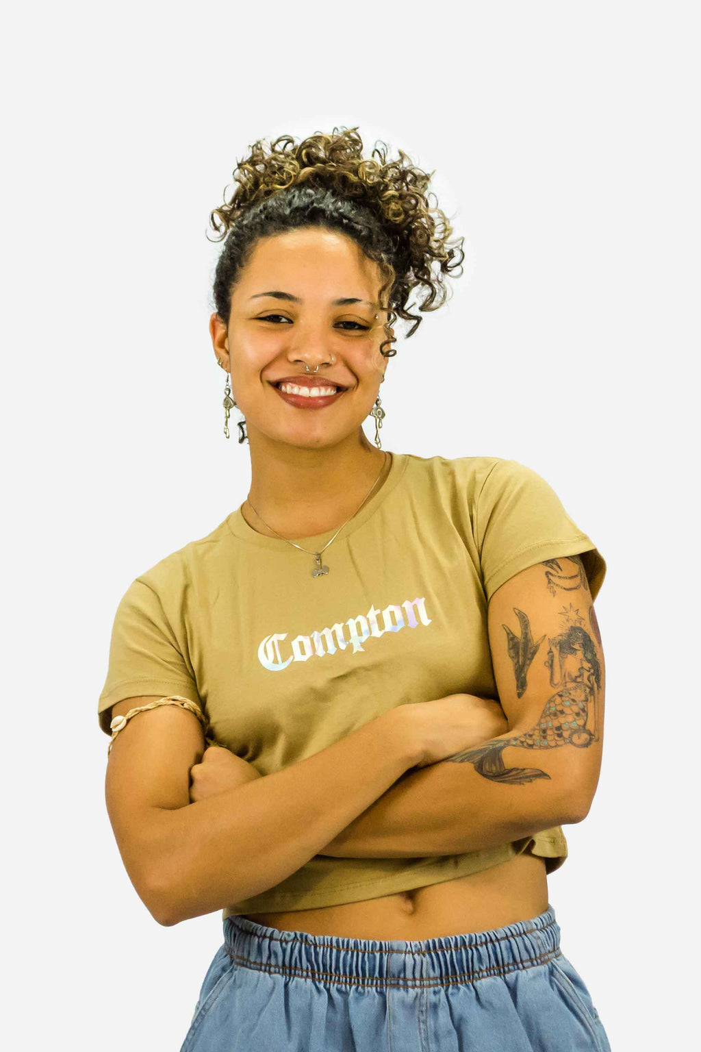 Cropped Compton Logo holográfico Caqui