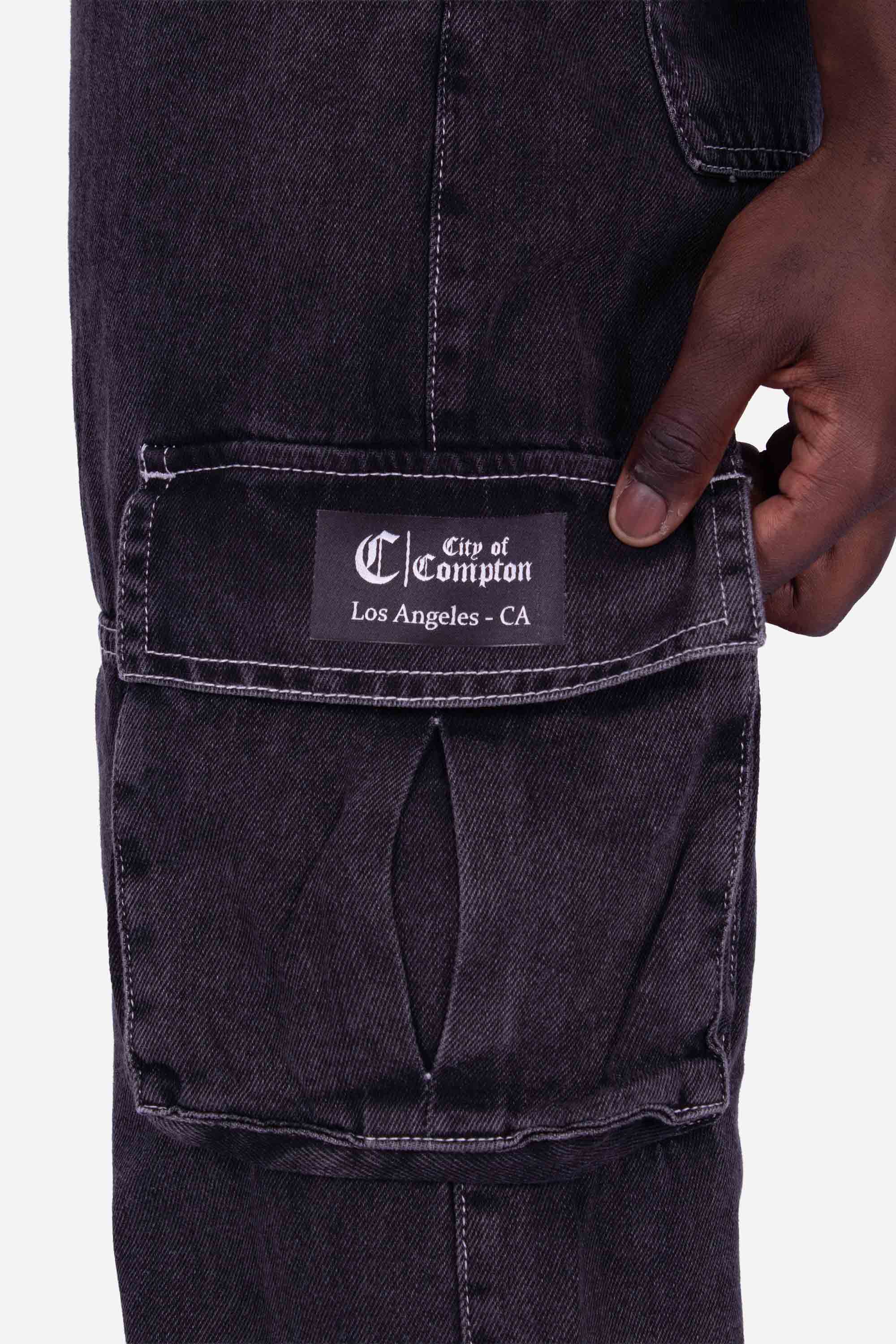 Calça Jeans Cargo Compton Straight Outta Black