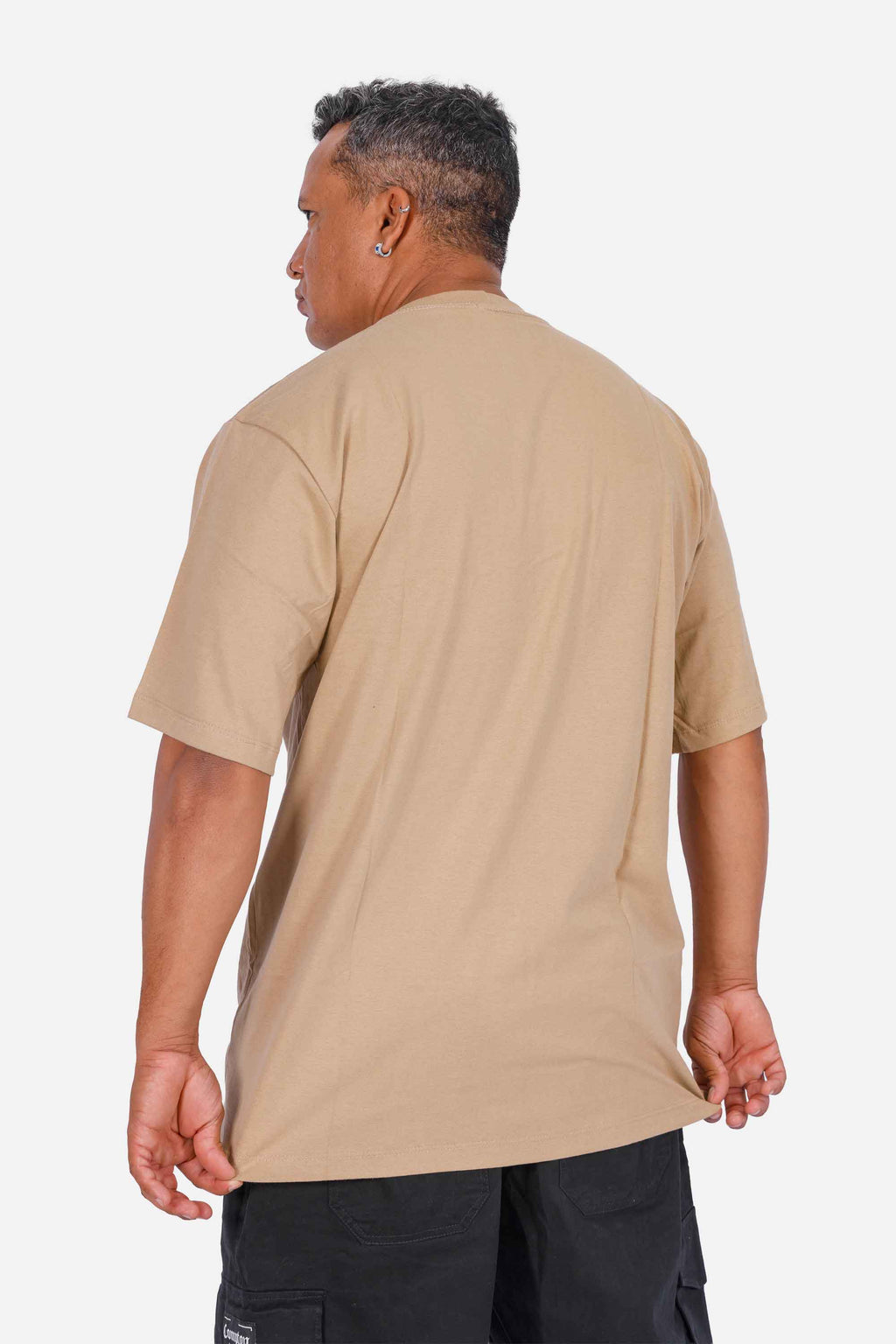 Camiseta Compton Oversized Logo Refletivo Caqui