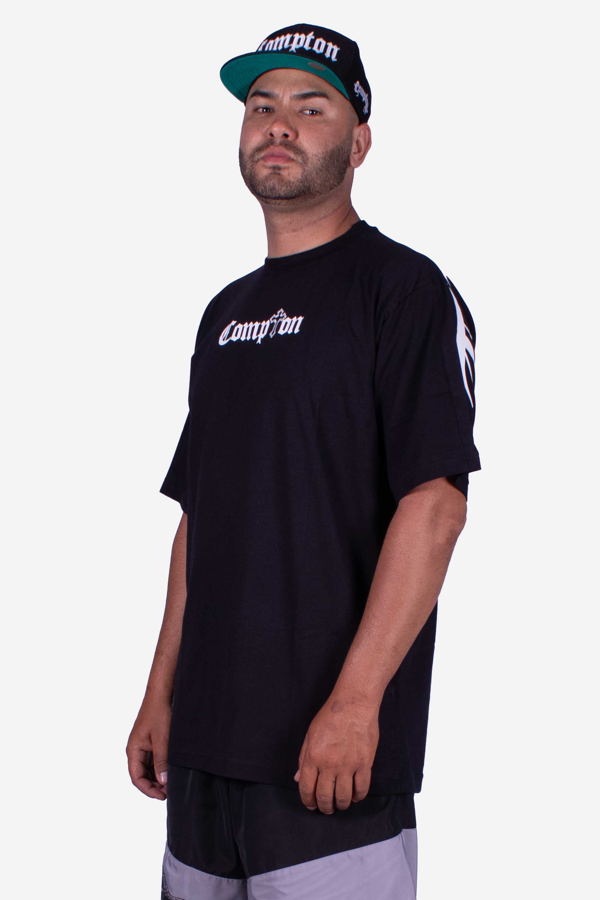 Camiseta Compton Oversized Tupac Preta