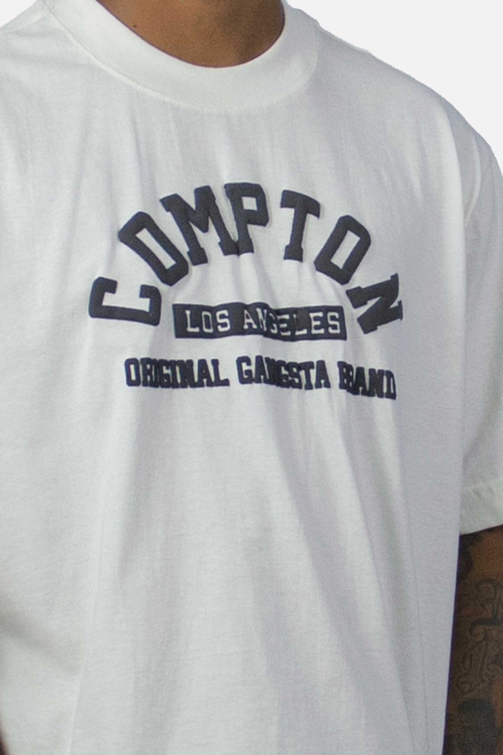Camiseta Compton Oversized Original Gangsta Brand Off White