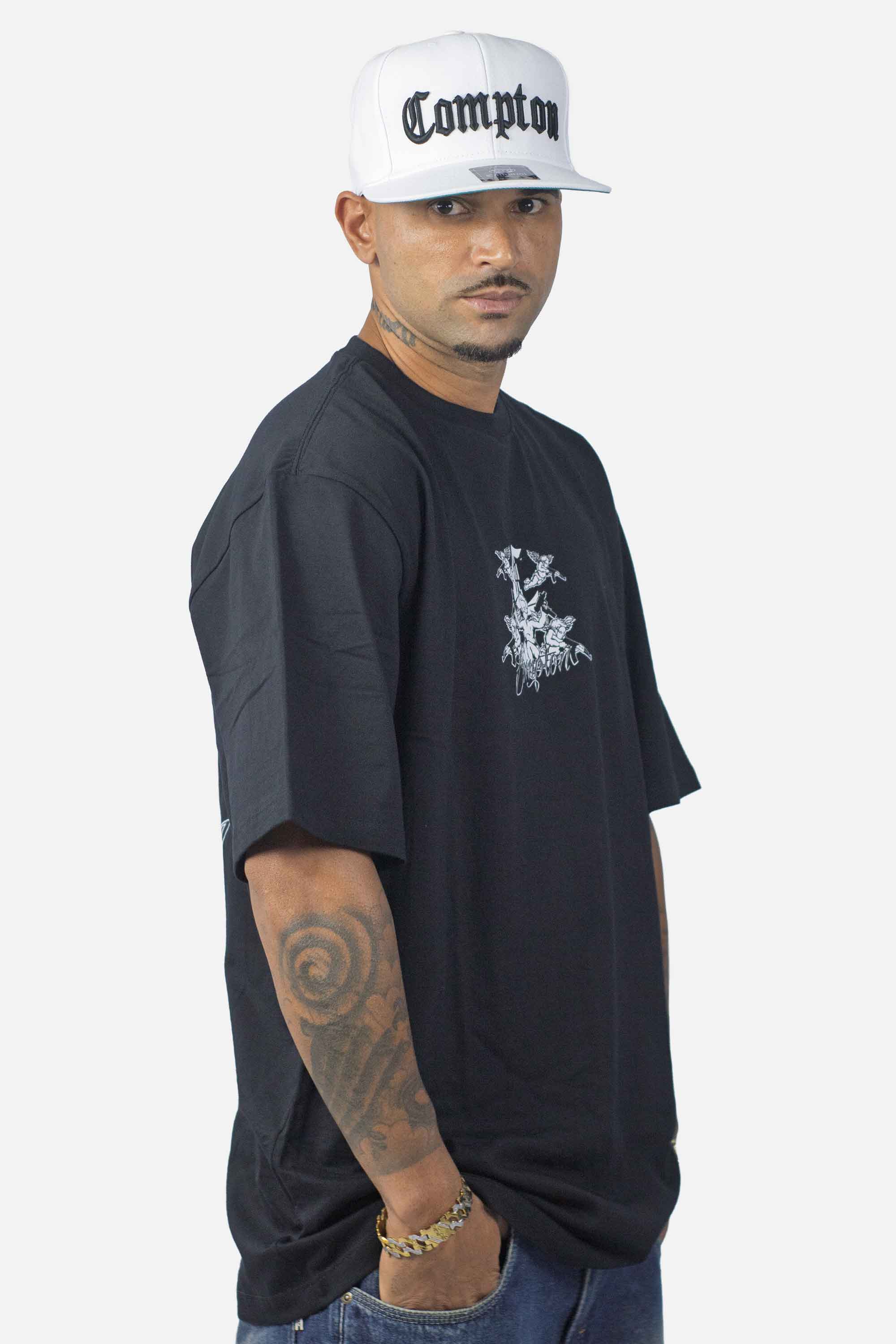 Camiseta Compton Oversized Thug Angel Preta