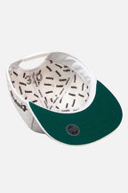 Boné Compton Aba Reta Classic Couro Branco