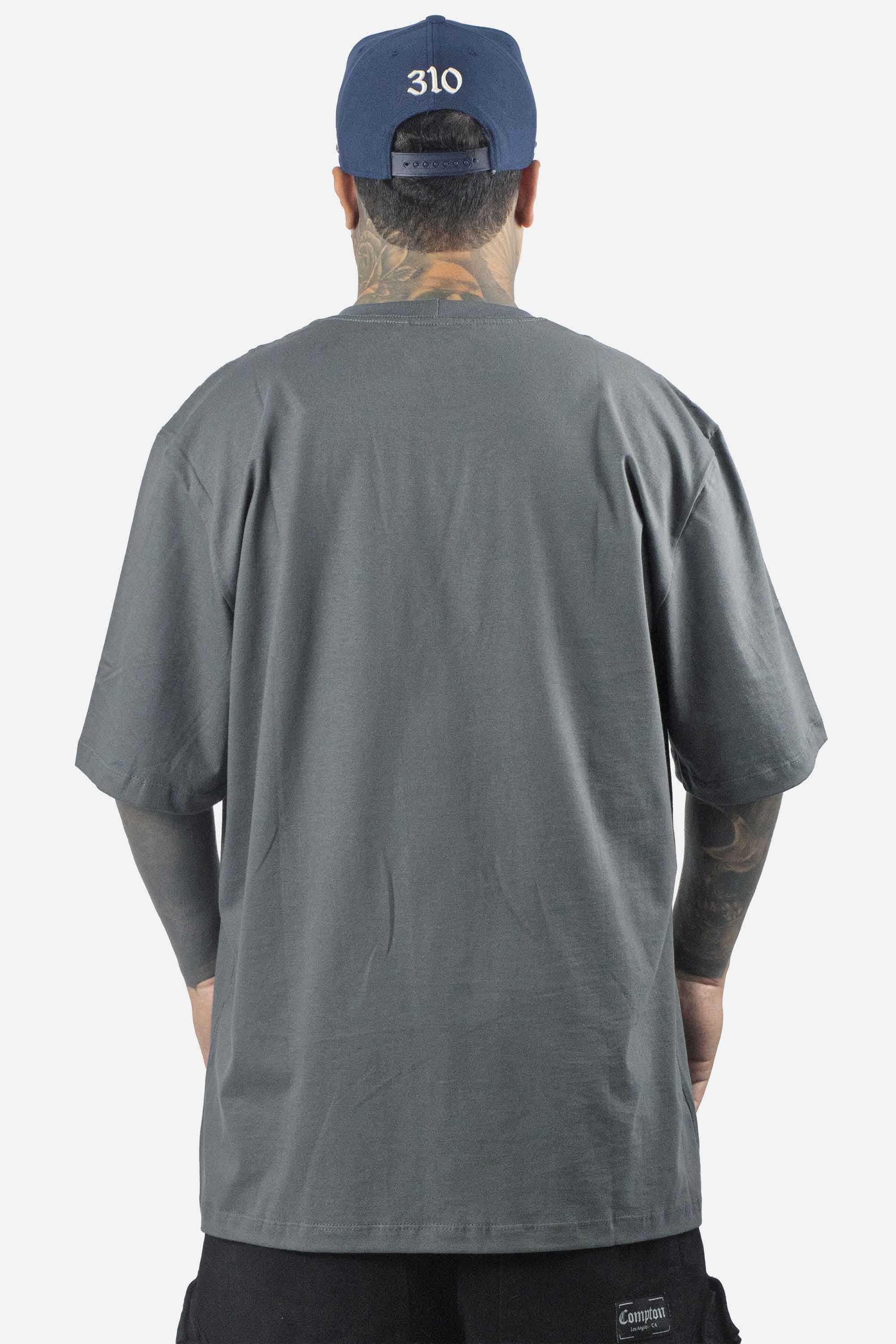 Camiseta Compton Oversized Classic Cinza