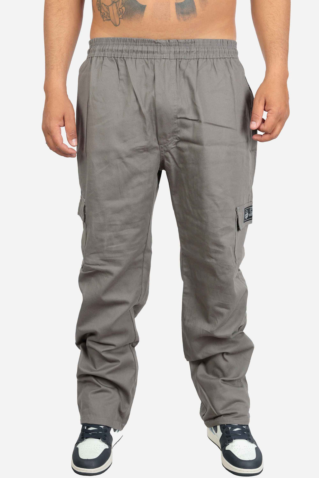 Calça Cargo Compton Sarja Reta Cinza