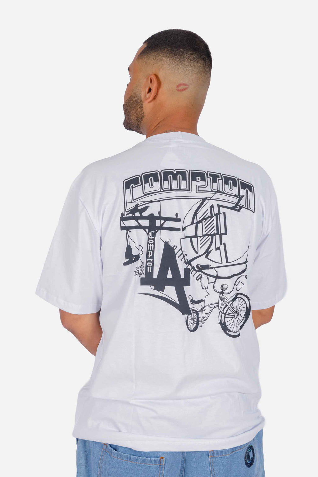 Camiseta Compton Oversized Lowbike Legacy Branco