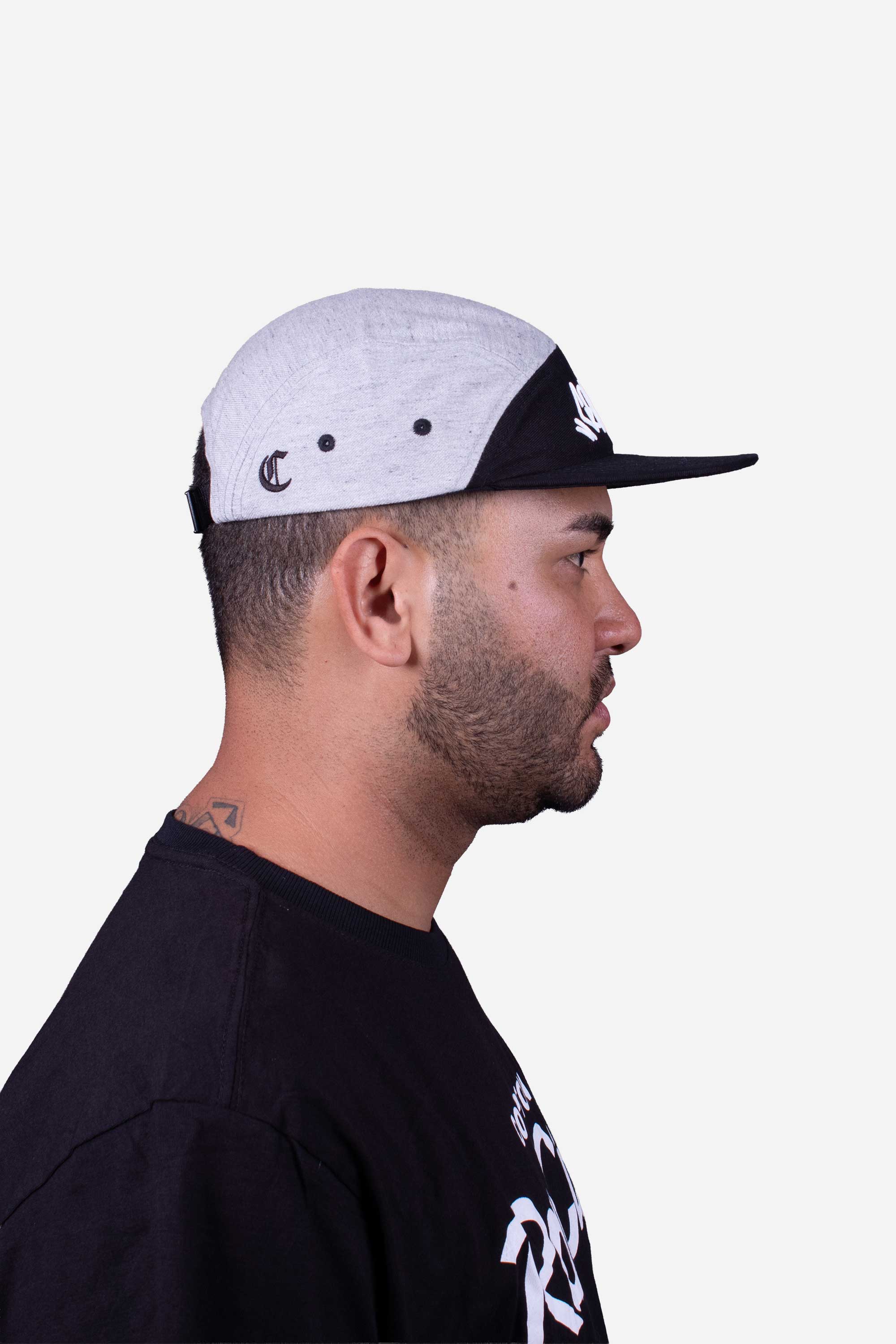 Boné Five Panel Collab Starter X Compton Clic Cinza