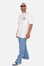 Camiseta Compton Oversized Lowbike Legacy Off White