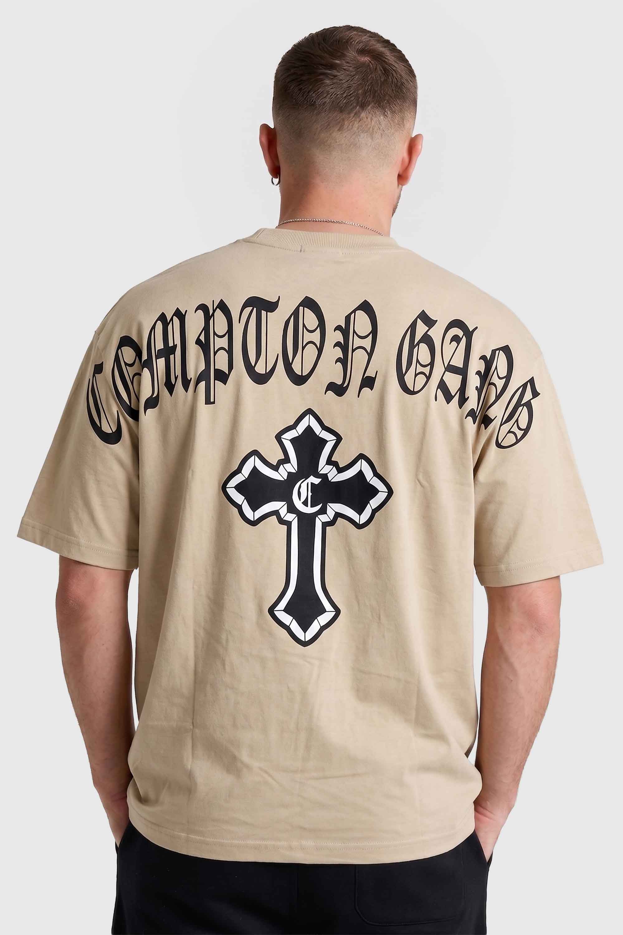 Camiseta Compton Oversized Gang Cross Bege