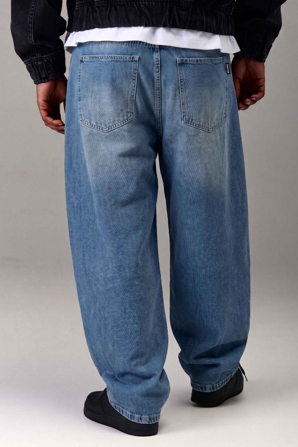 Calça Jeans Compton Bordada Pixo Two Pocket