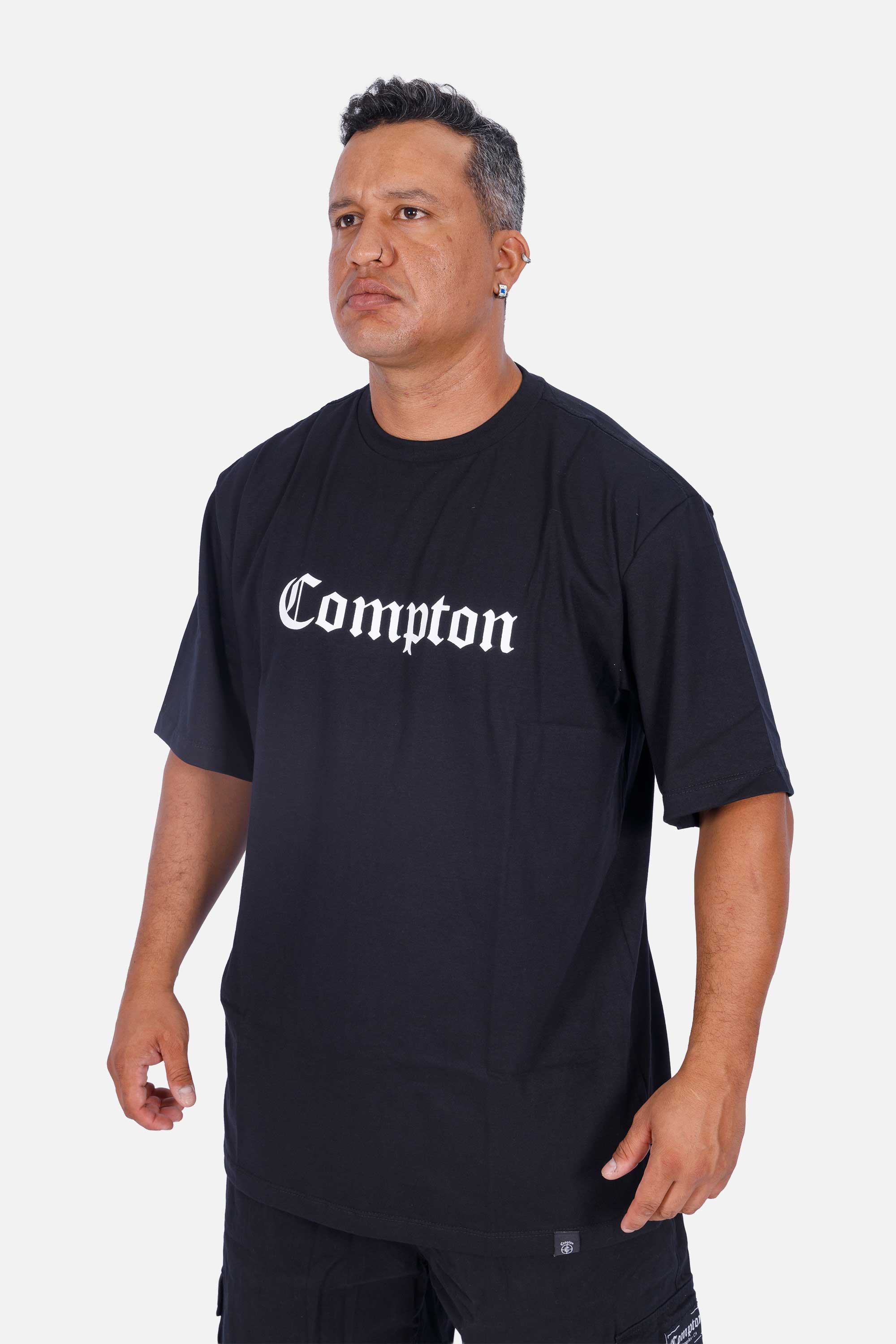 Camiseta Compton Oversized Classic Preta