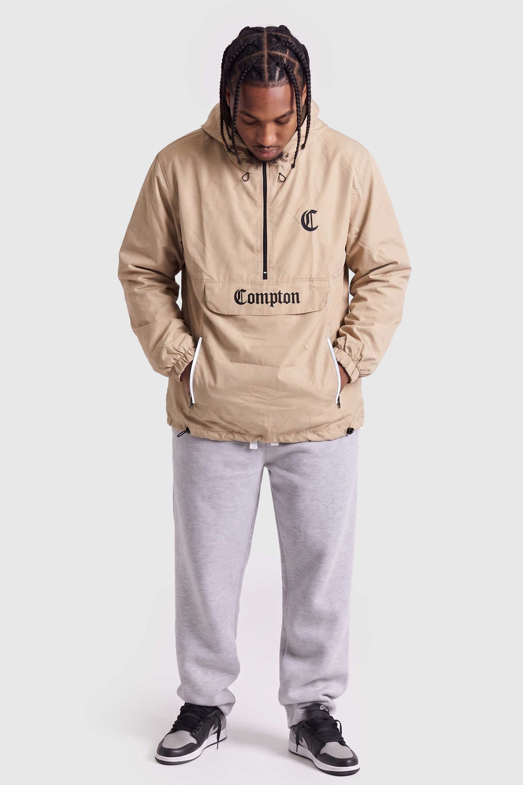 Jaqueta Compton Corta Vento Anorak Vira Bolsa Bege