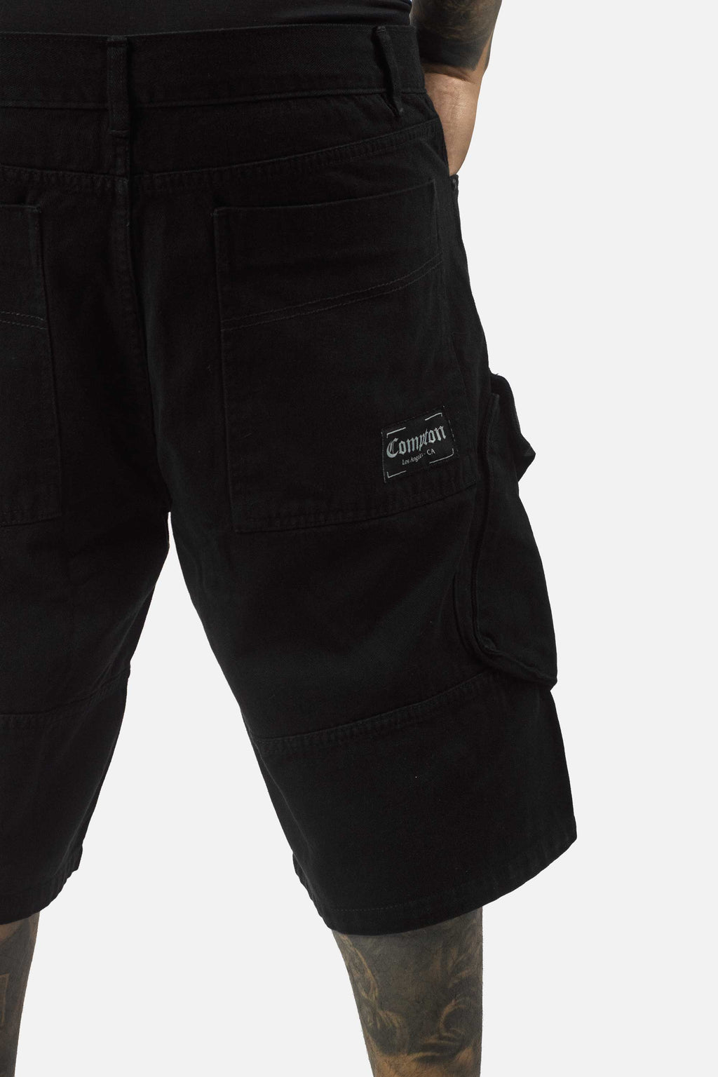 Bermuda Jeans Compton Bolso Bordado Inclinado Fole Preta