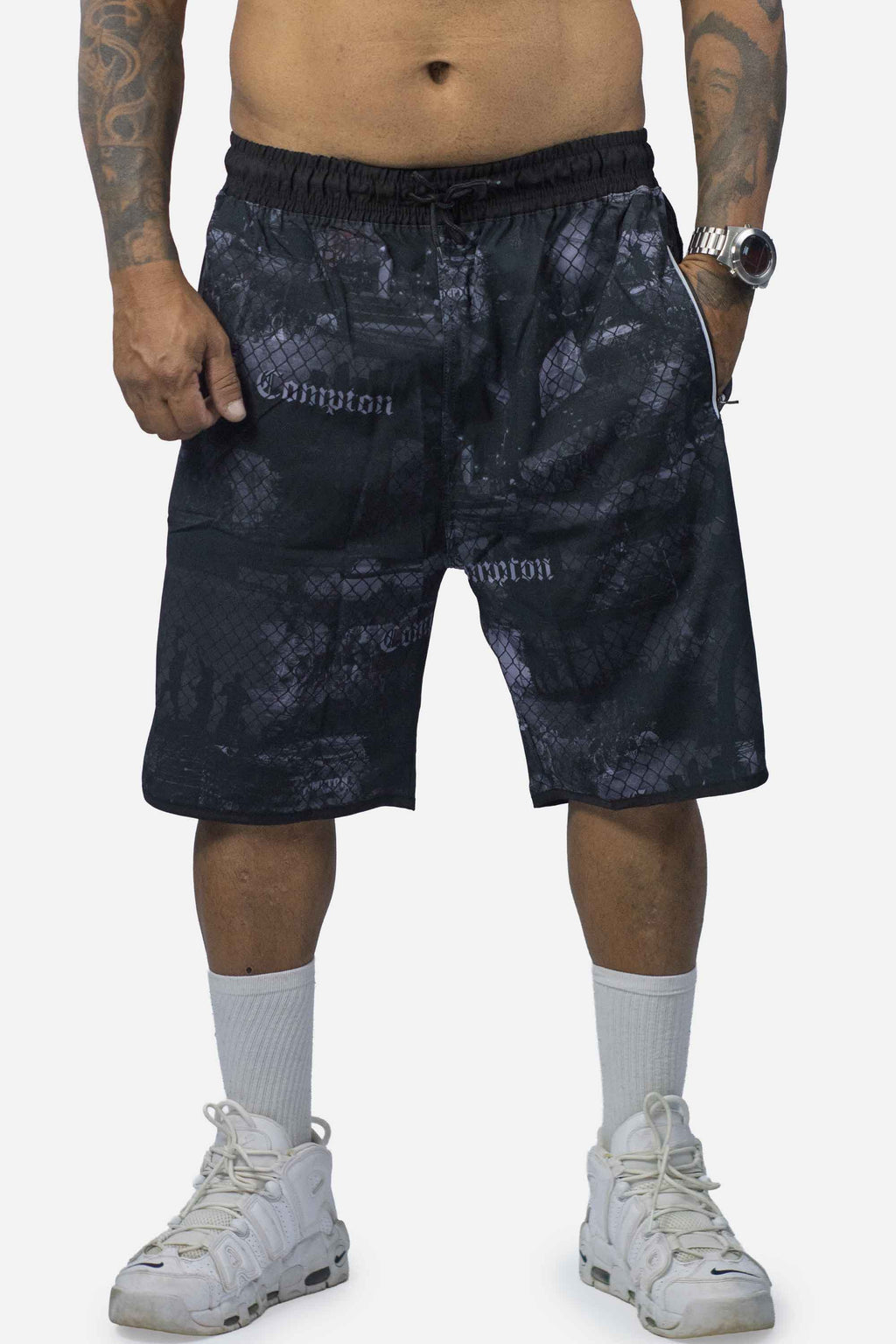 Bermuda Compton Full Print Tactel Preta
