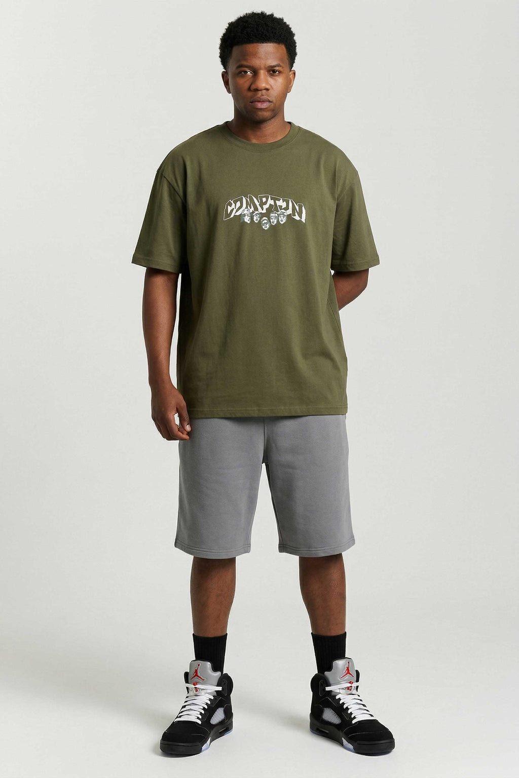 Camiseta Compton Oversized N.W.A. Faces - Verde Militar