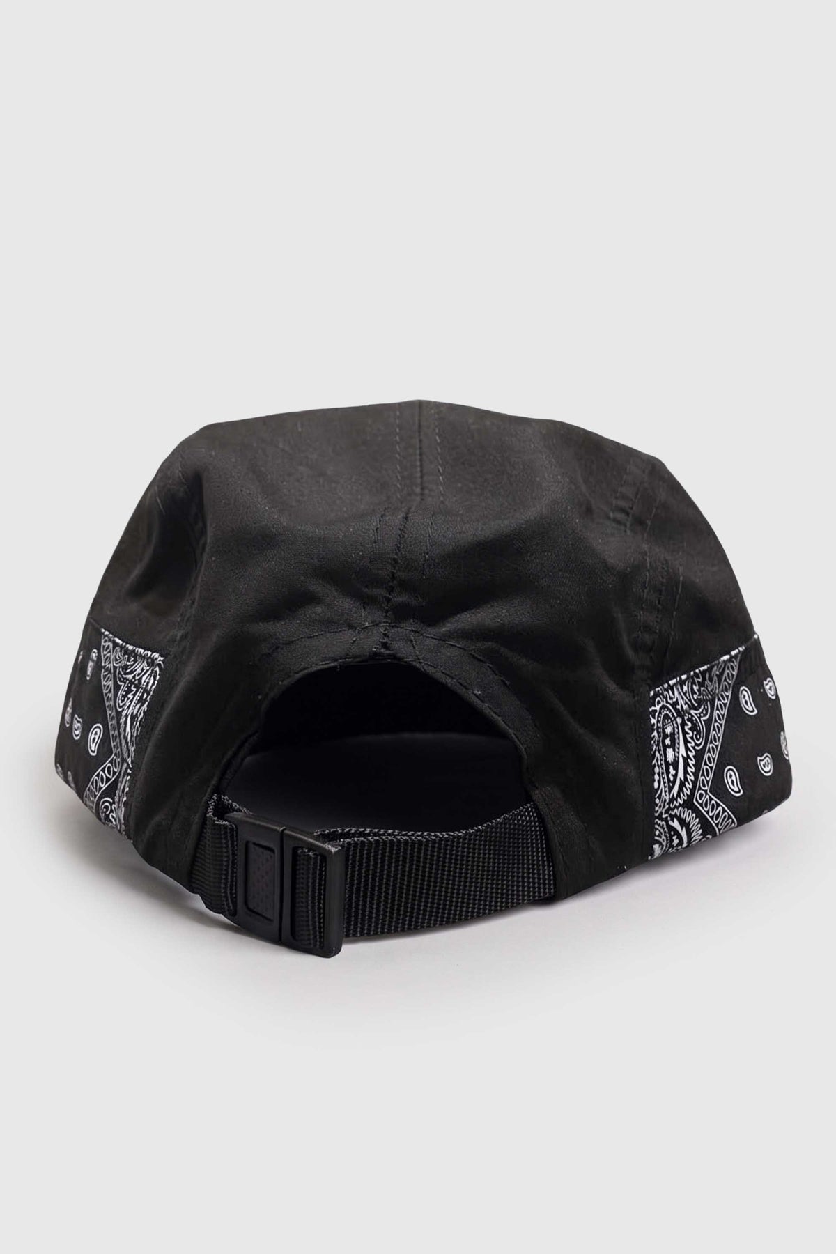 Boné Five Panel Compton Bandana Preto
