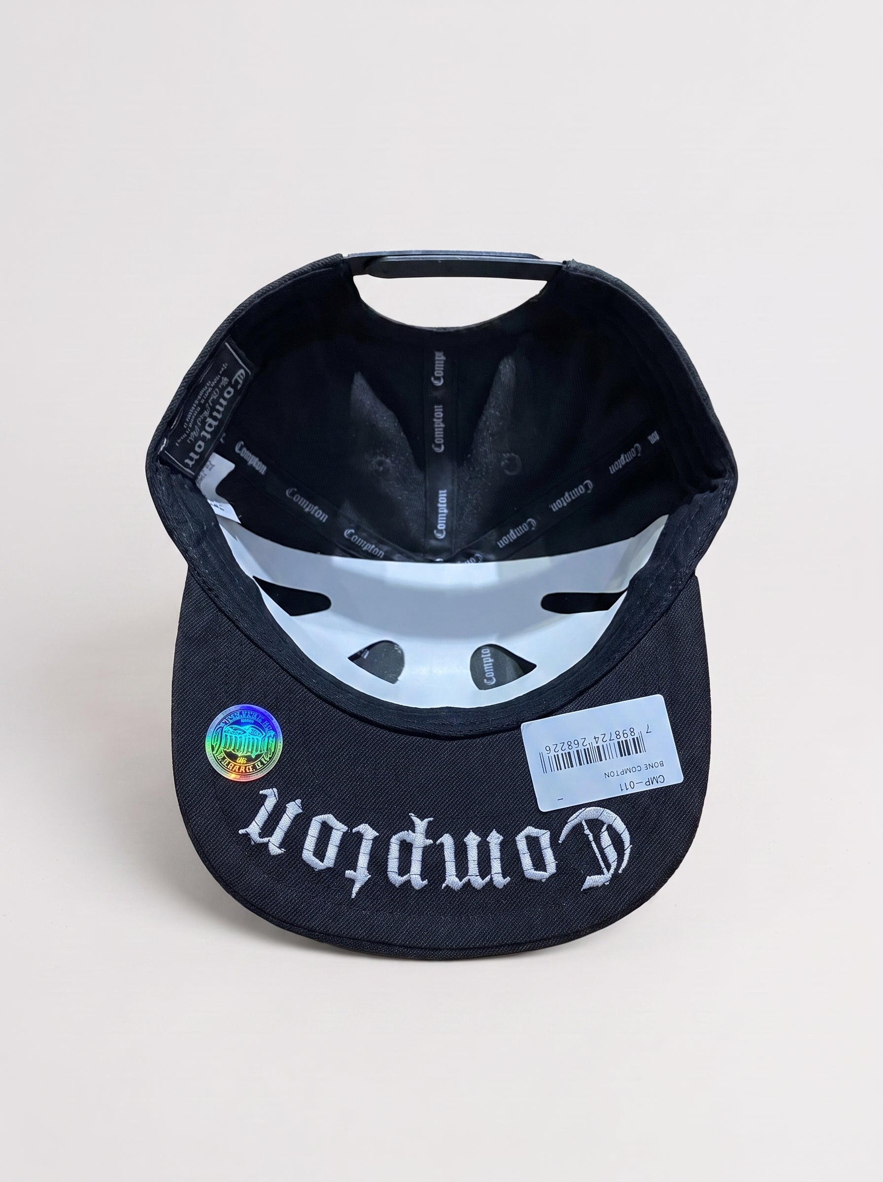 Boné Compton Aba Reta Snapback LA Recorte a Laser Preto