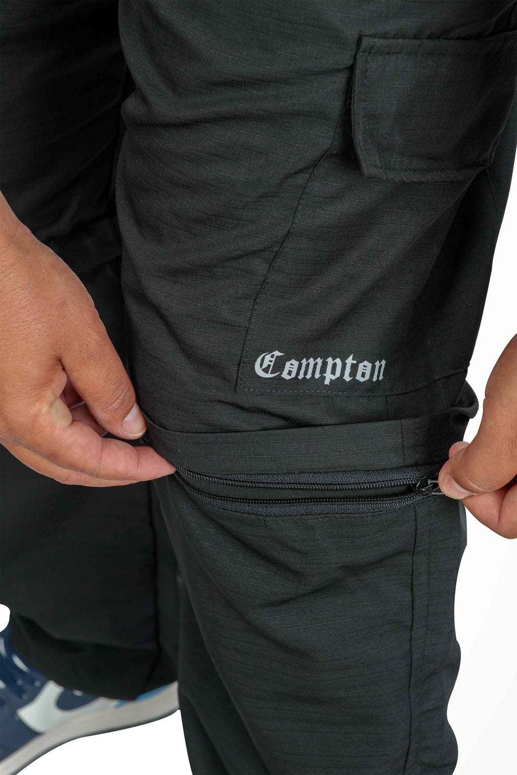 Calça Cargo Compton Vira Bermuda Preta