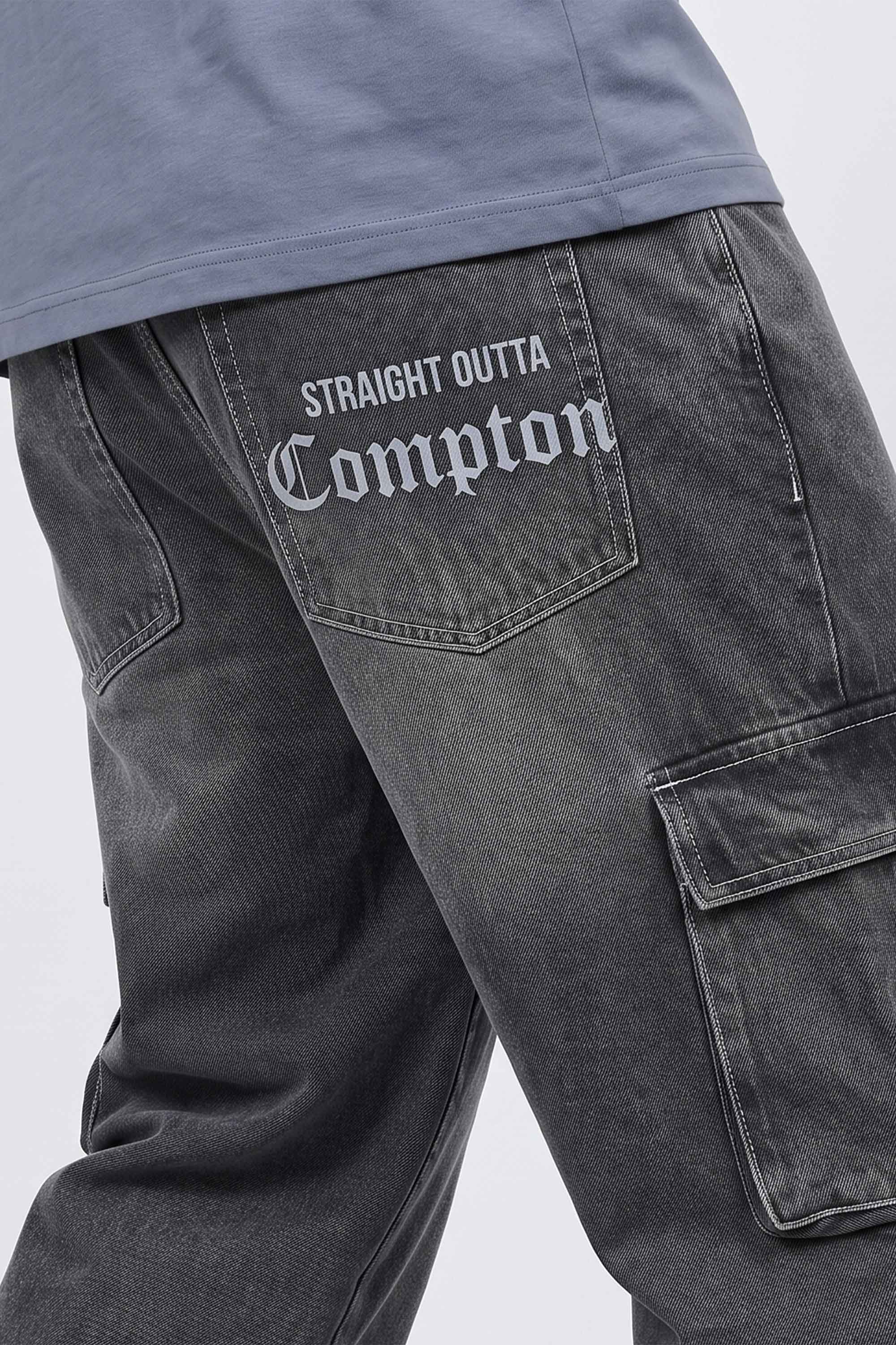 Calça Jeans Cargo Compton Straight Outta Black