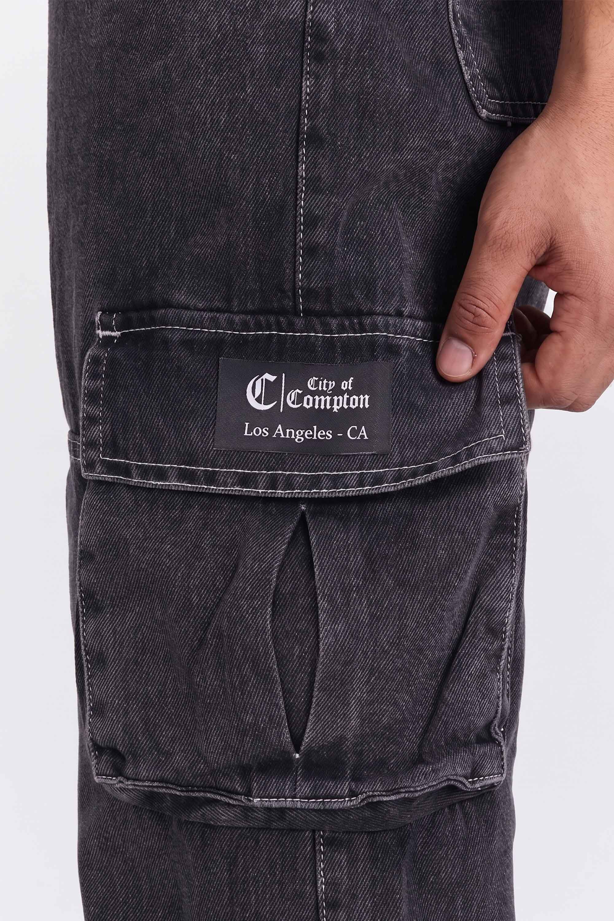 Calça Jeans Cargo Compton Straight Outta Black