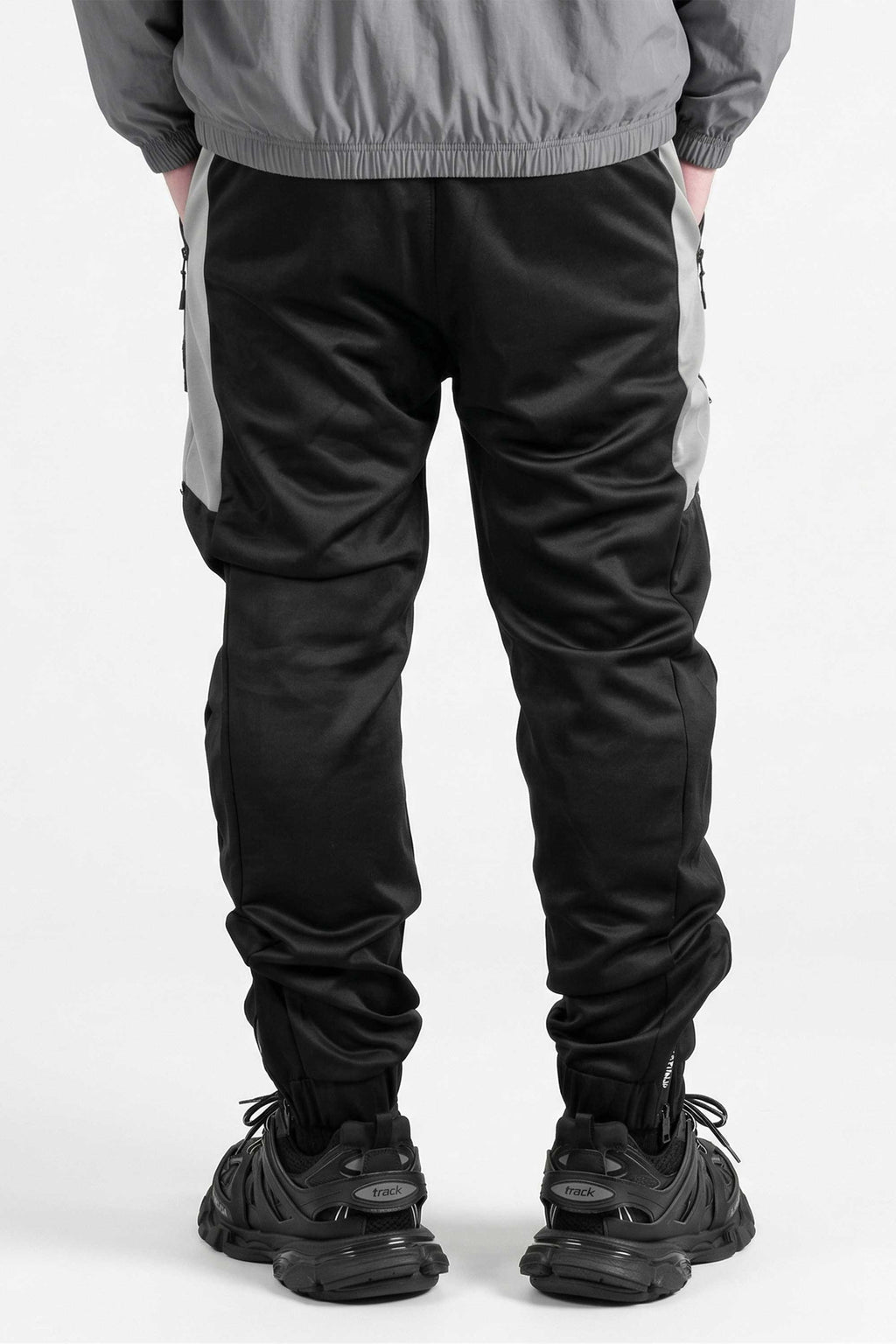 Calça Jogger Collab Starter x Compton Training Sintética - Preta com Recortes Cinza