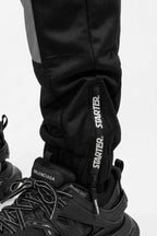 Calça Jogger Collab Starter x Compton Training Sintética - Preta com Recortes Cinza