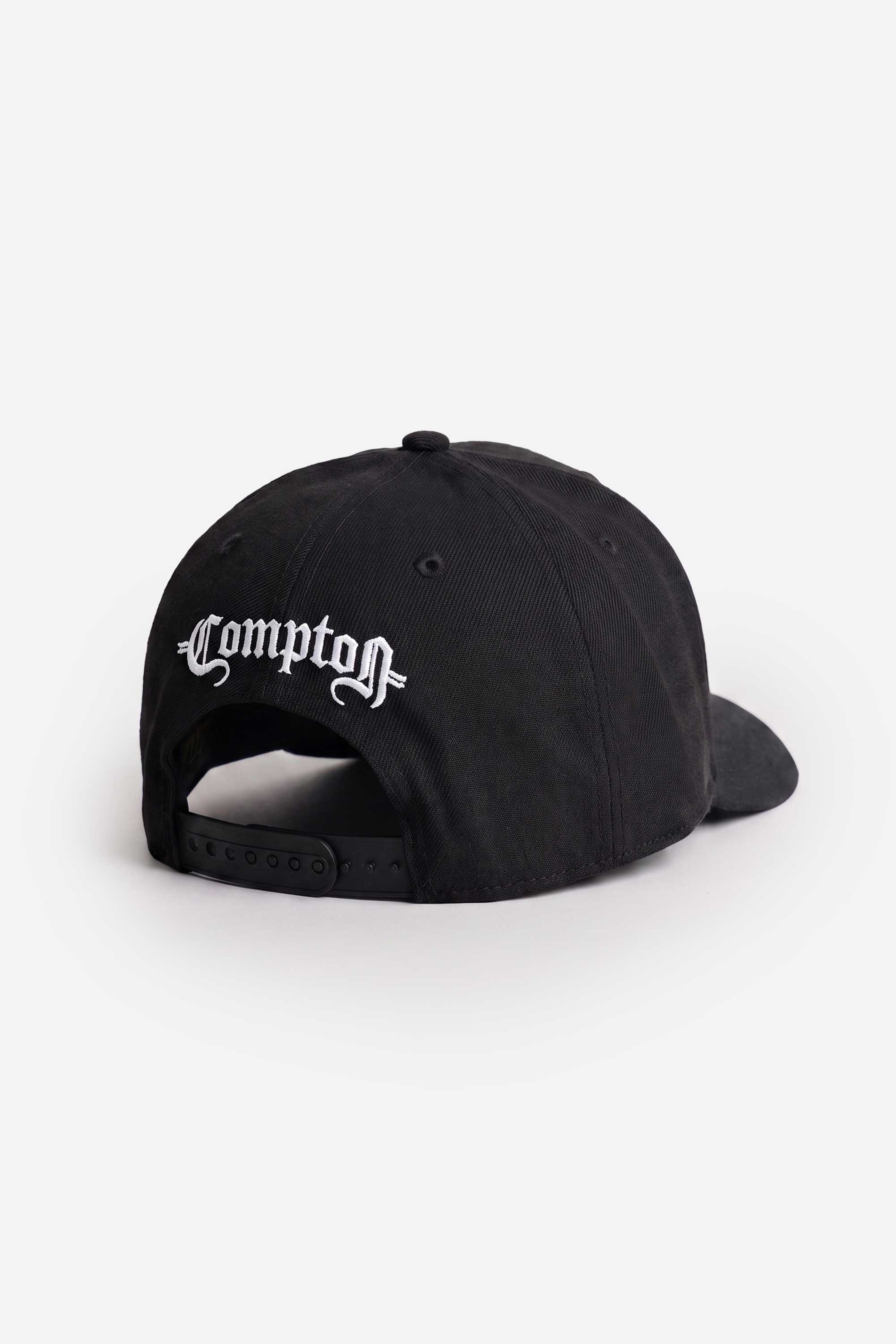 Boné Compton Aba Curva Snapback Cali Preto