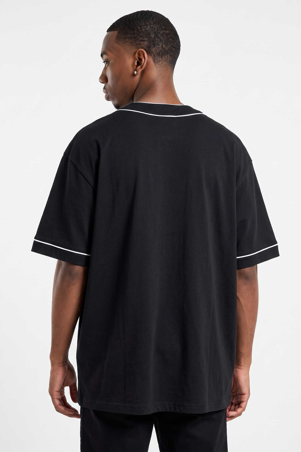 Kit Compton: Camiseta Baseball + Boné Dad Hat Baseball Preto