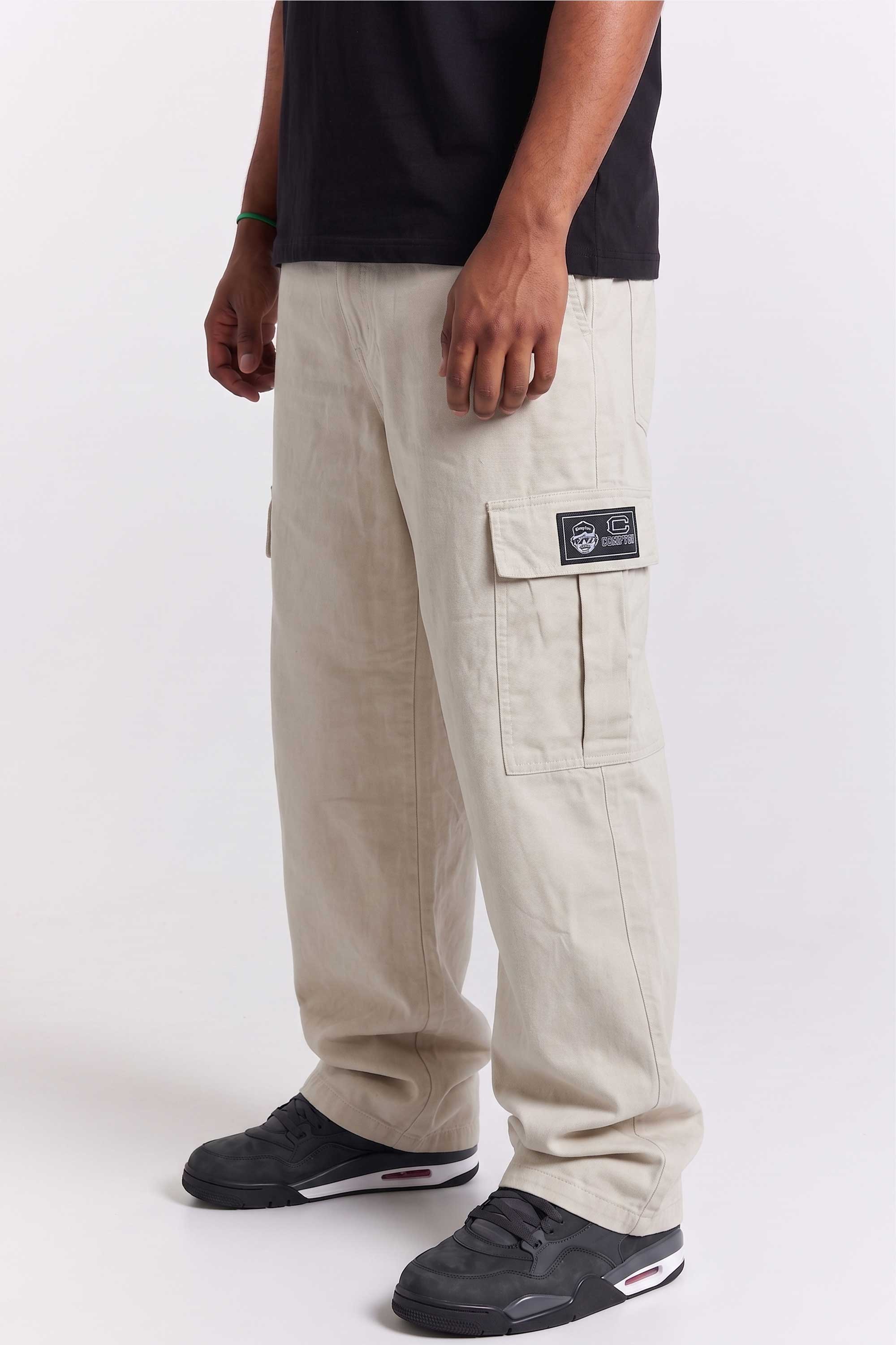 Calça Cargo Compton Sarja Balão Bege