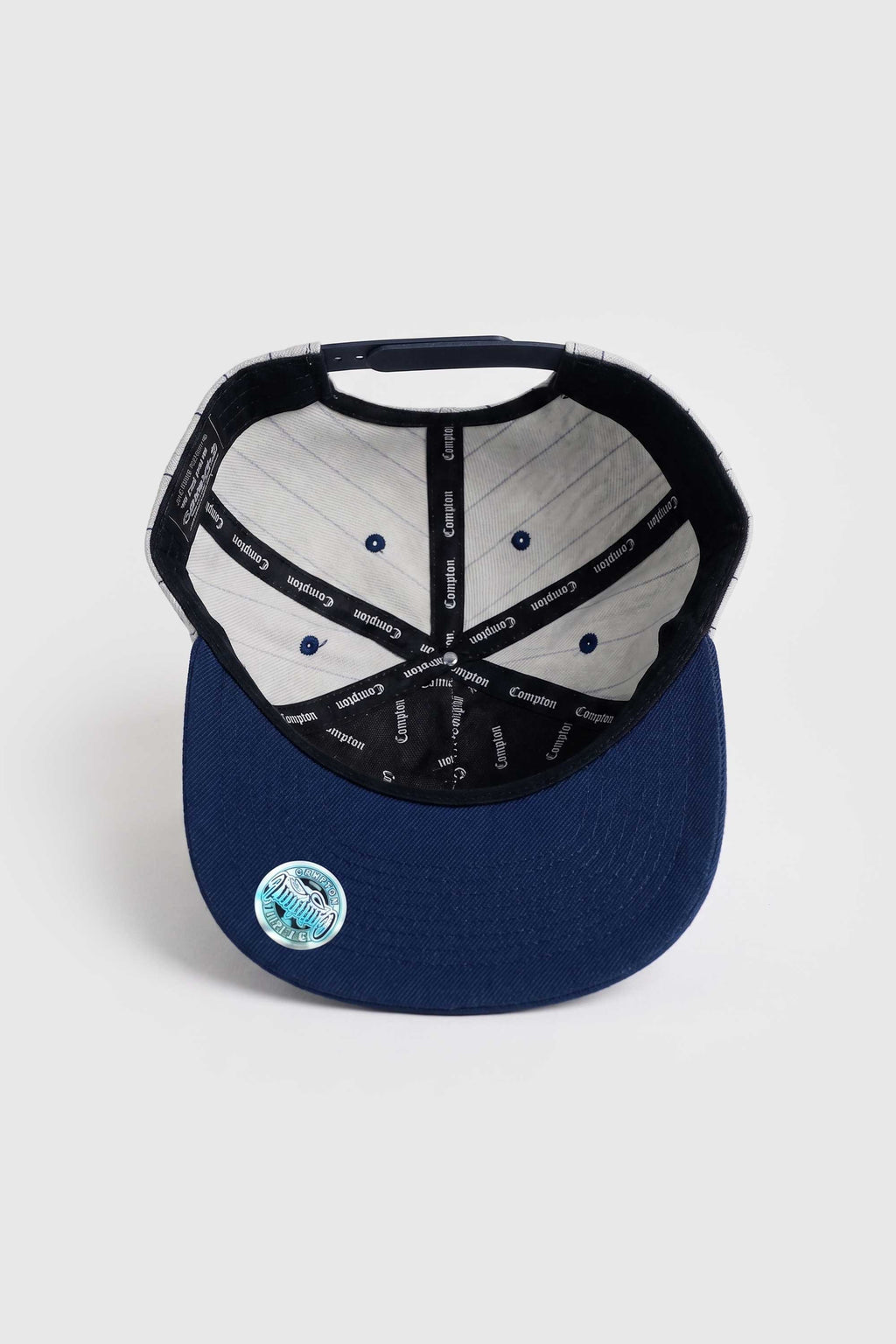 Boné Compton Aba Reta Snapback Classic Pinstripe Azul