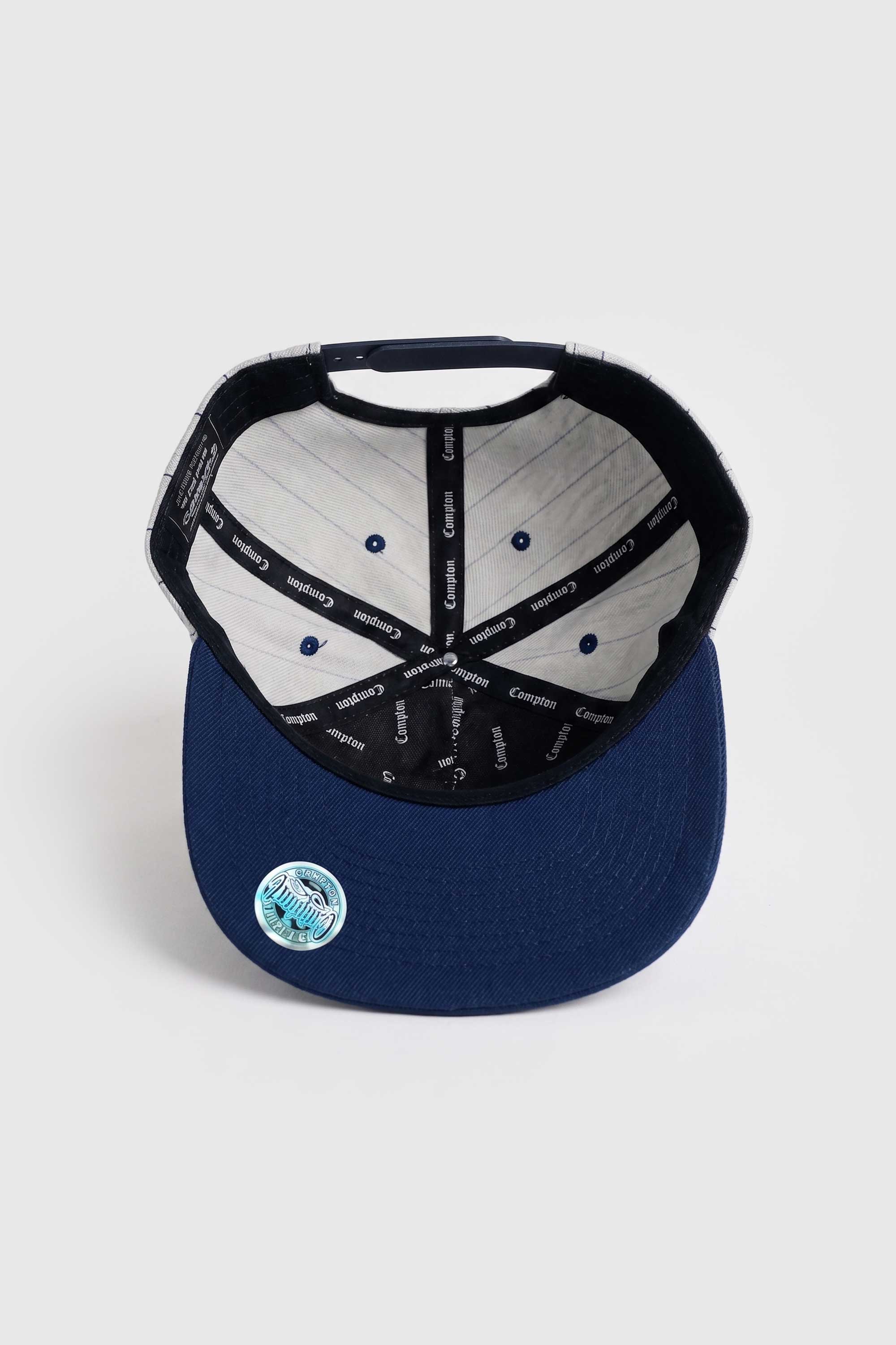 Boné Compton Aba Reta Snapback Classic Pinstripe Azul