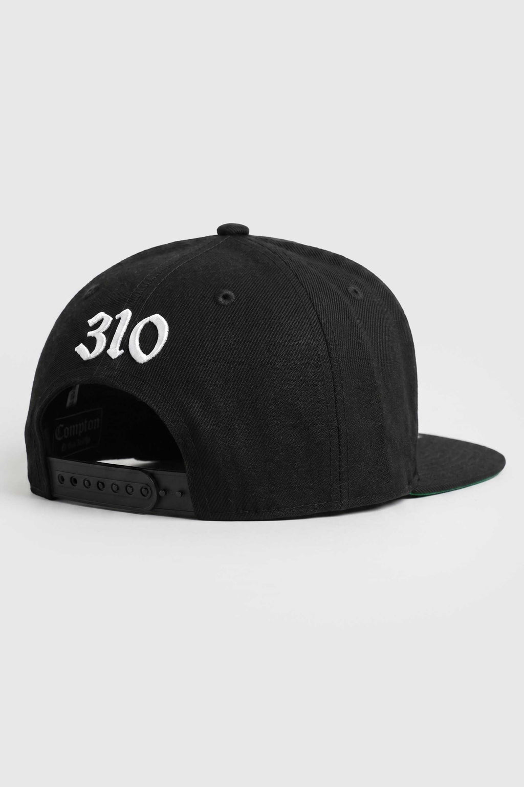Boné Compton Aba Reta Snapback Classico - Preto