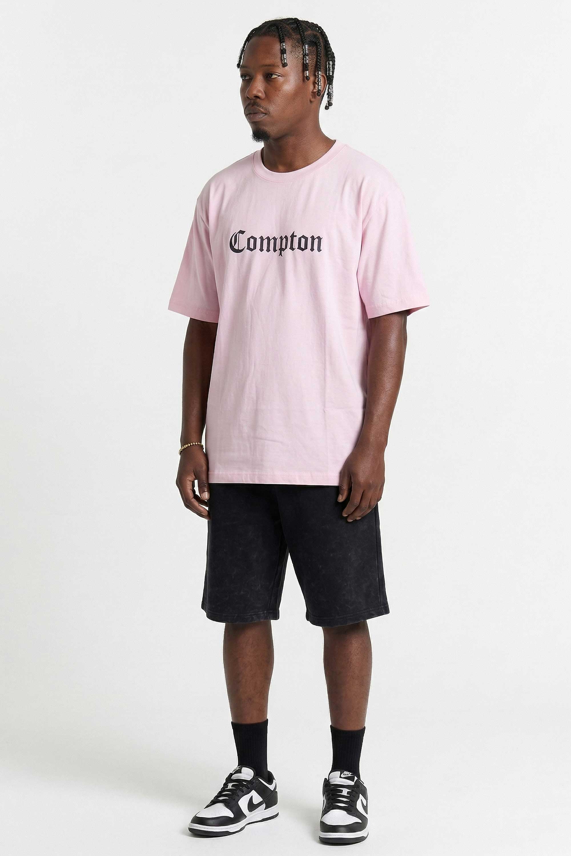 Camiseta Compton Oversized Classic Rosa
