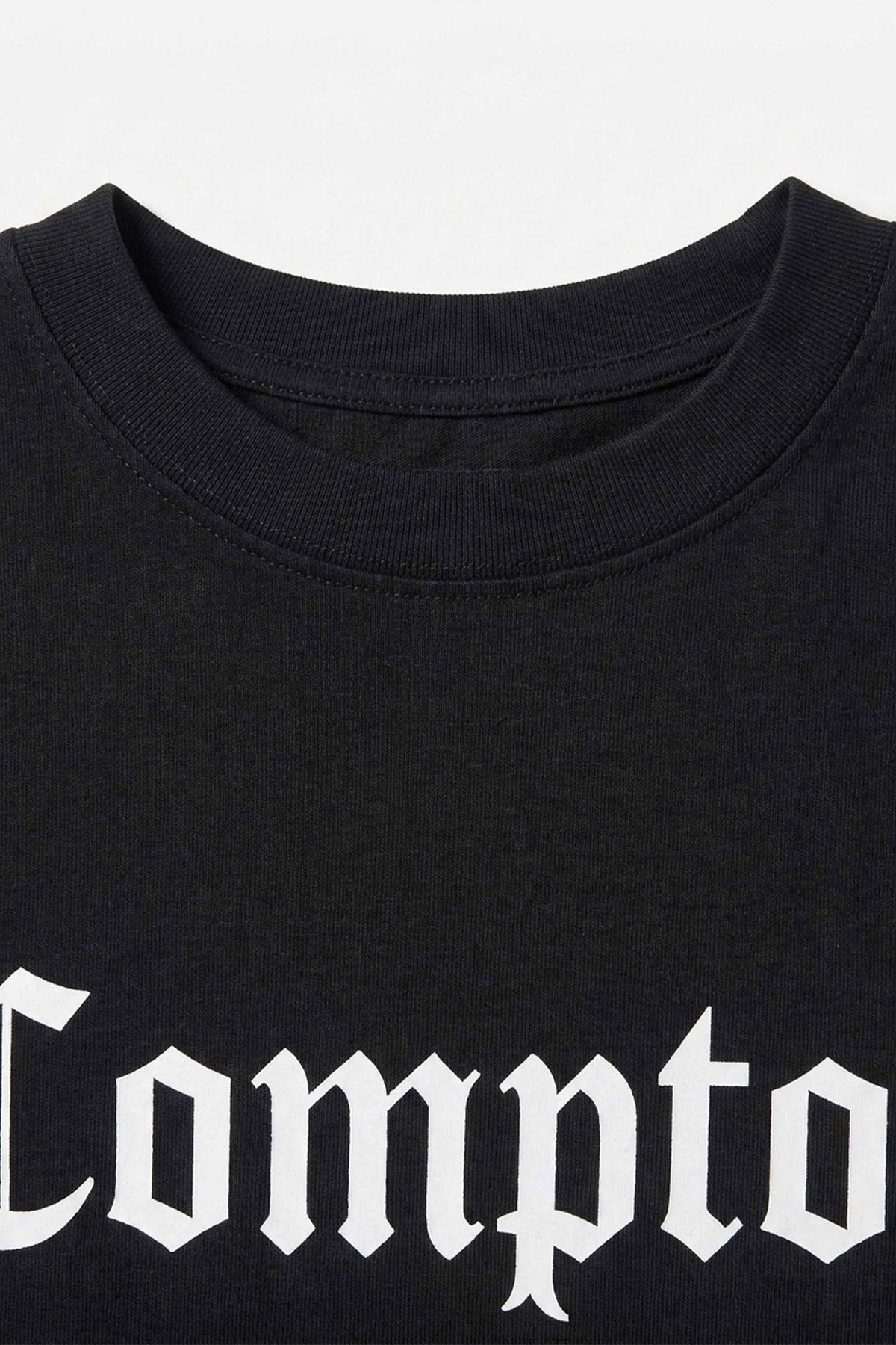 Camiseta Oversized Compton Streetwear Clássica Preta