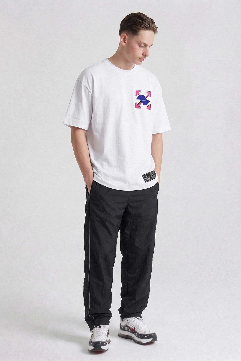 Camiseta Compton Oversized Locations Branca