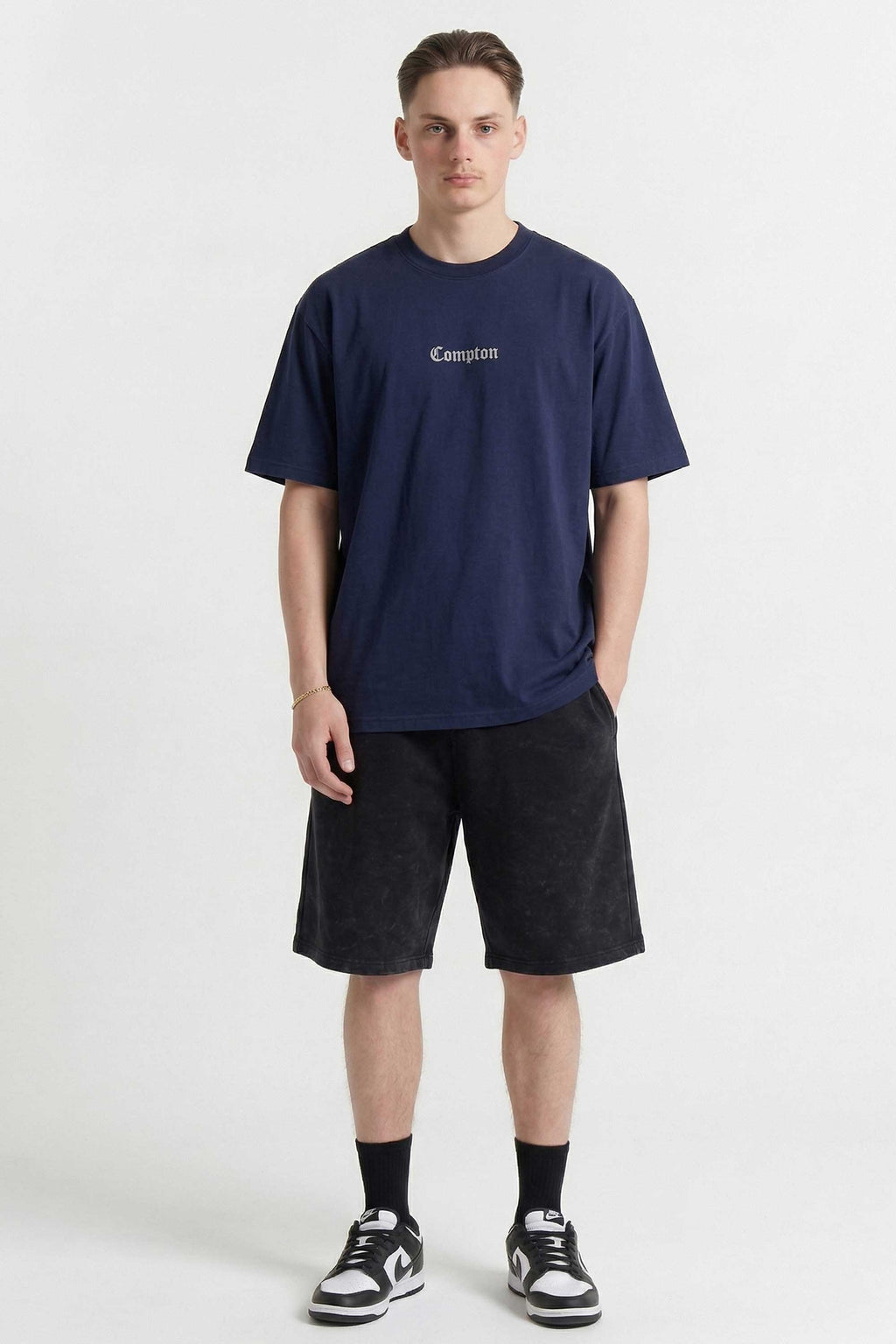 Camiseta Compton Oversized Logo Refletivo Marinho