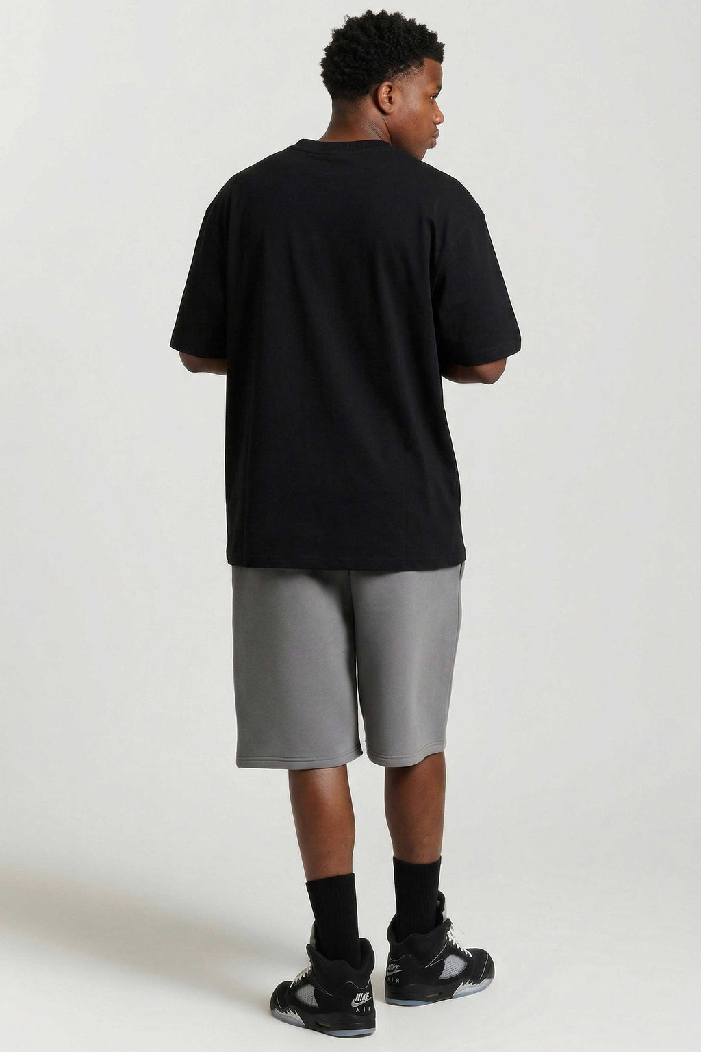 Camiseta Compton Oversized Logo Refletivo Preto