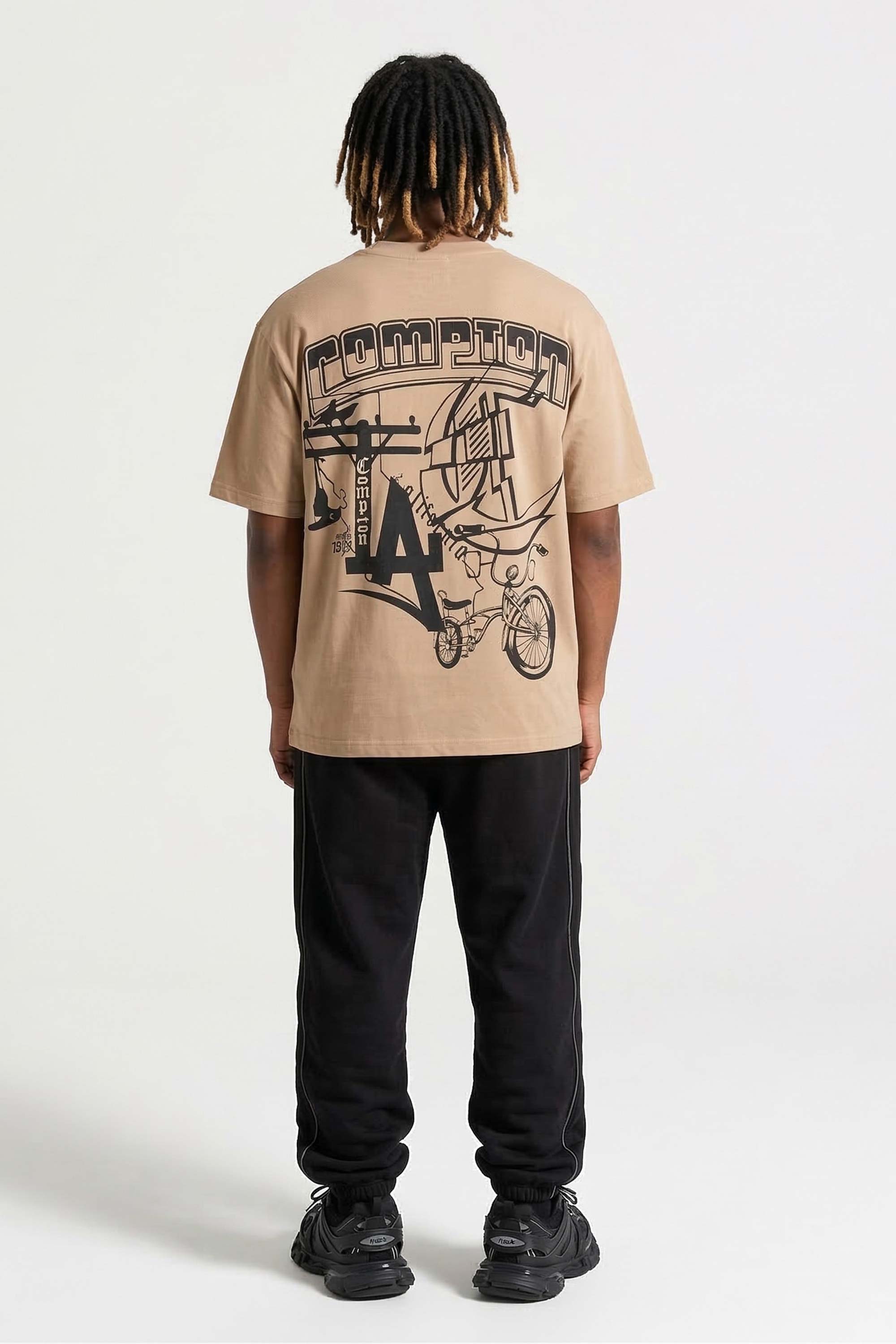 Camiseta Compton Oversized Lowbike Legacy Caqui