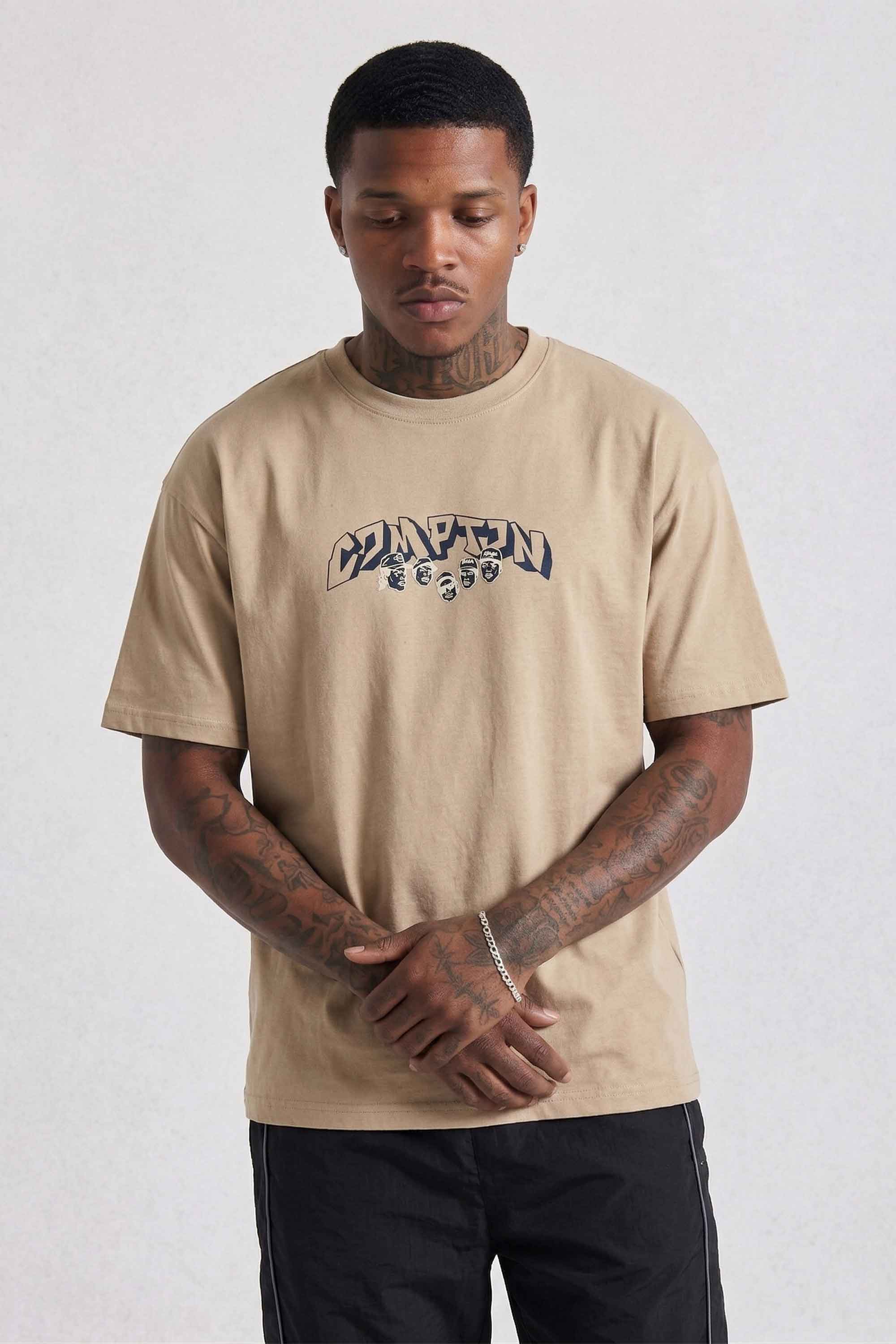 Camiseta Compton Oversized NWA Faces Alto Relevo Caqui – COMPTON