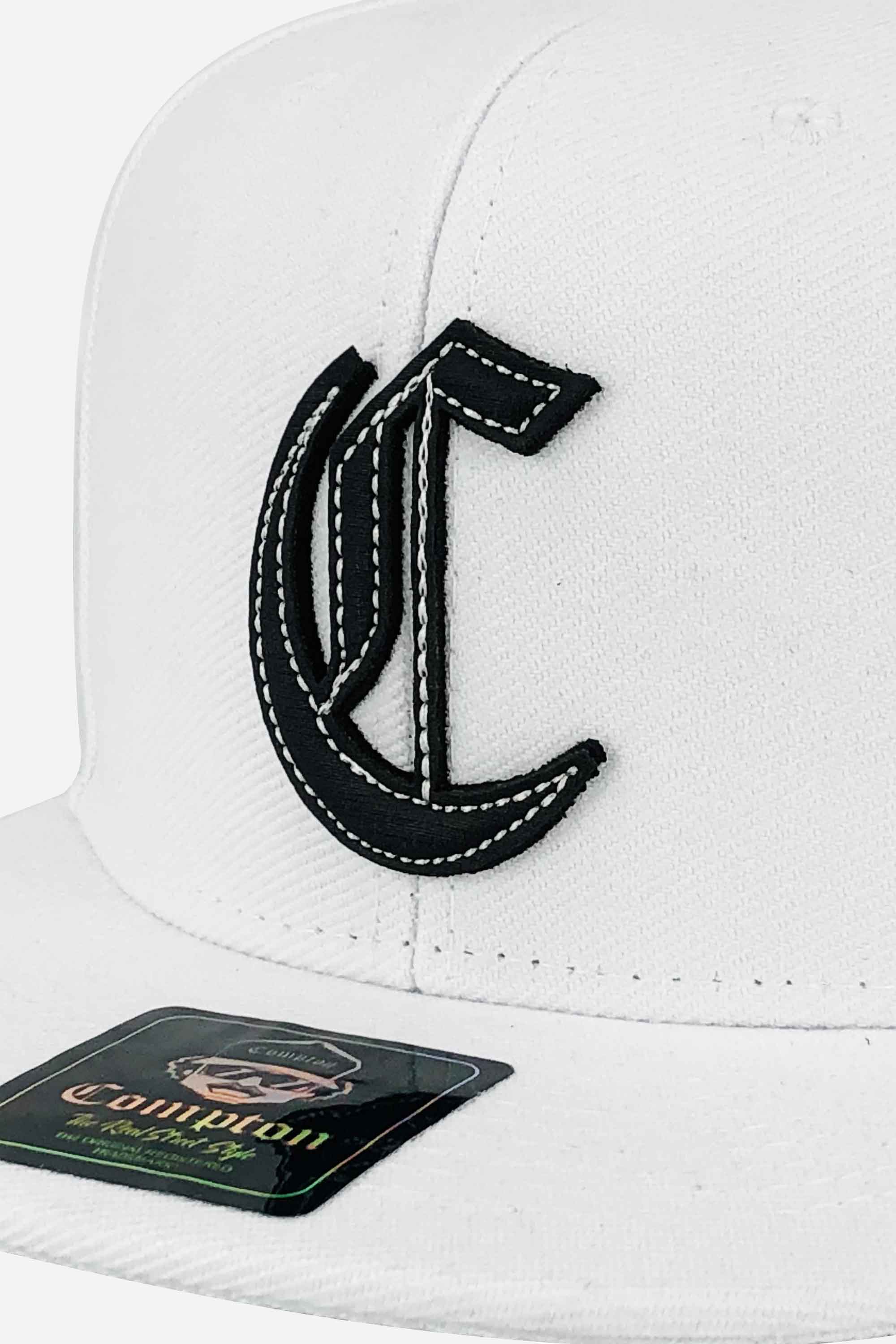 Boné Compton Aba Reta Snapback Logo Corte Laser Branco