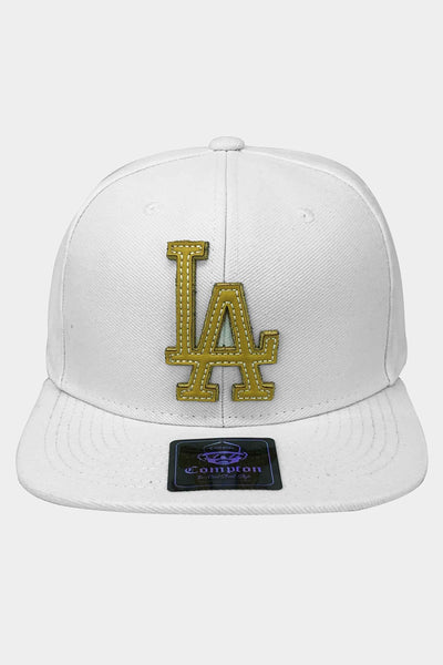 Boné Compton Aba Reta Snapback L.A Recorte Laser Branco